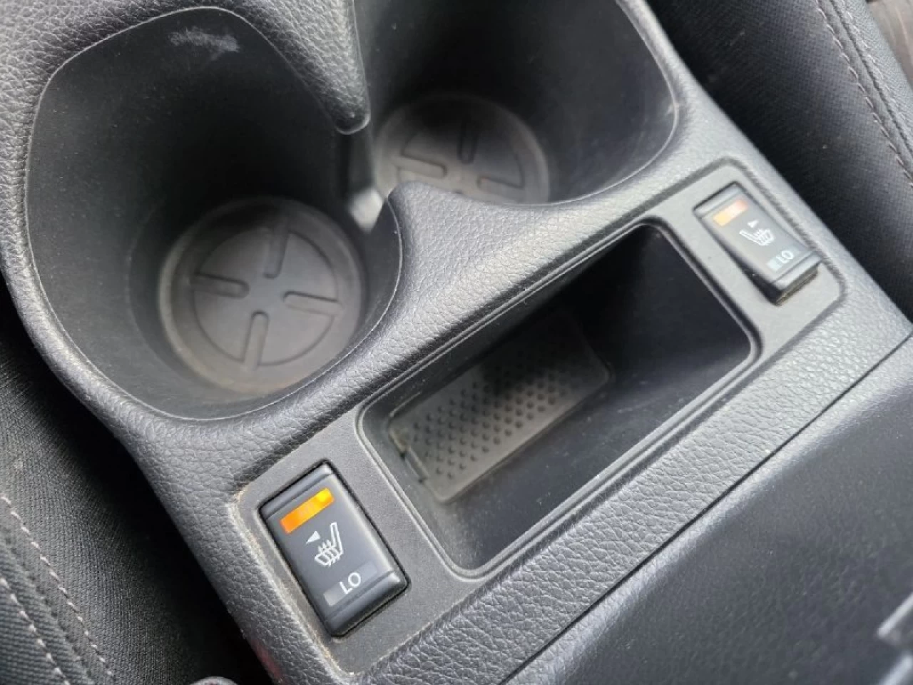 2018 Nissan Rogue S**AWD**CAMERA DE RECUL**SIEGES CHAUFFANTS**Mags** Image principale