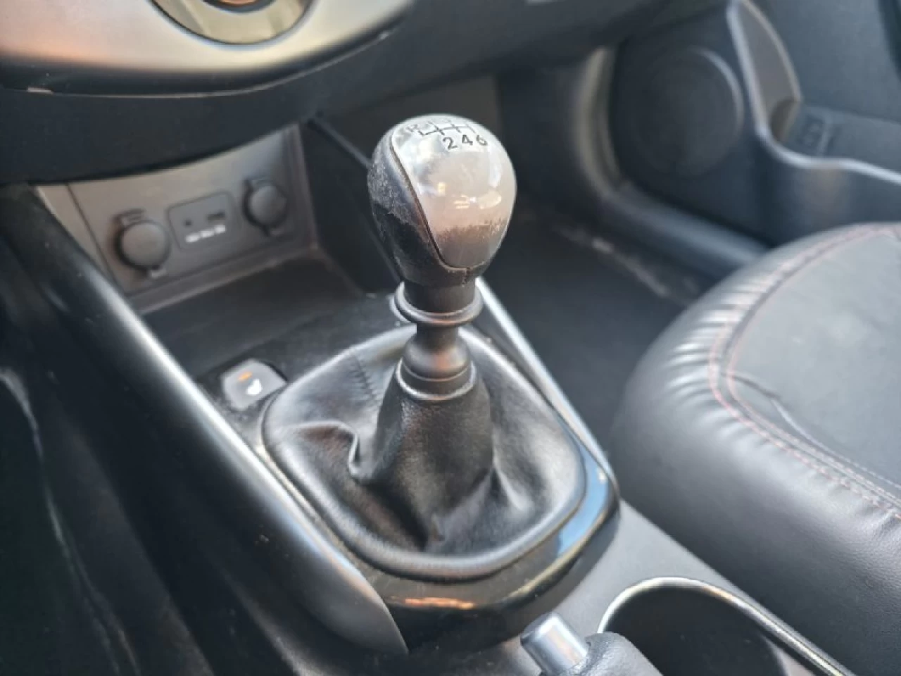 2011 Kia Forte Koup **SX**JAMAIS ACCIDENTEE**CUIR**TOIT OUVRANT**SIEGES CHAUFFANTS**MAGS**EN SPECIAL** Main Image