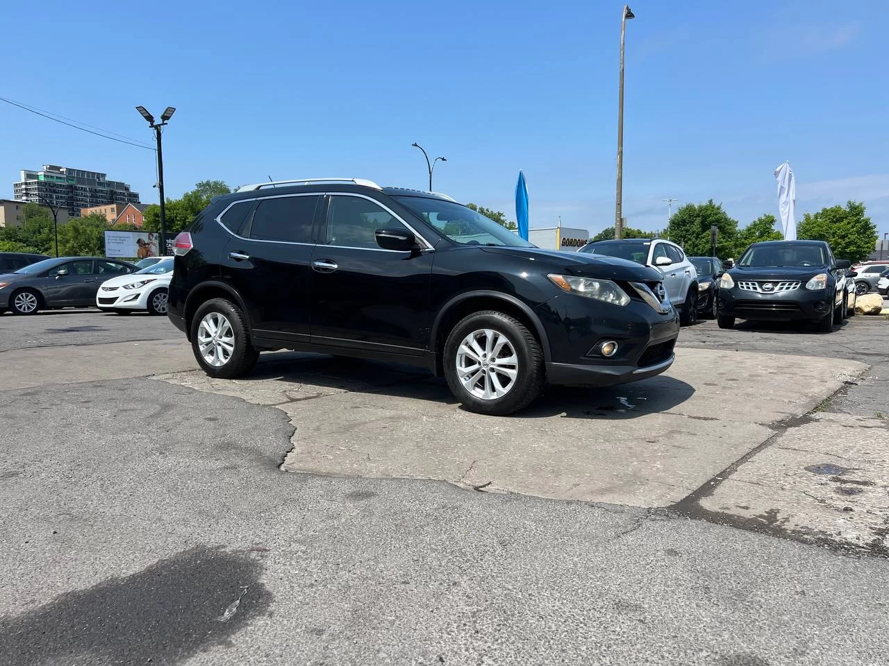 2014 Nissan Rogue SV**AWD**TOIT OUVRANT PANORAMIQUE**CAMERA DE RECULE**SIEGES CHAUFFNATS** Image principale