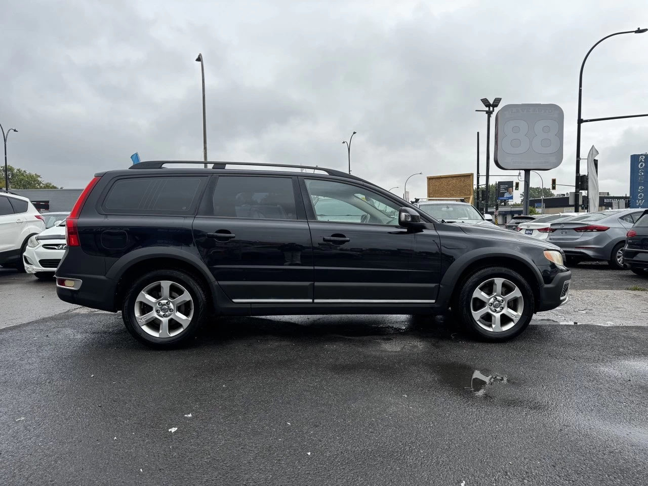 2009 Volvo XC70 3.2L**AWD**TOIT OUVRANT**SIEGES CHAUFFNATS**CUIR**PUSH TO STRAT** Main Image