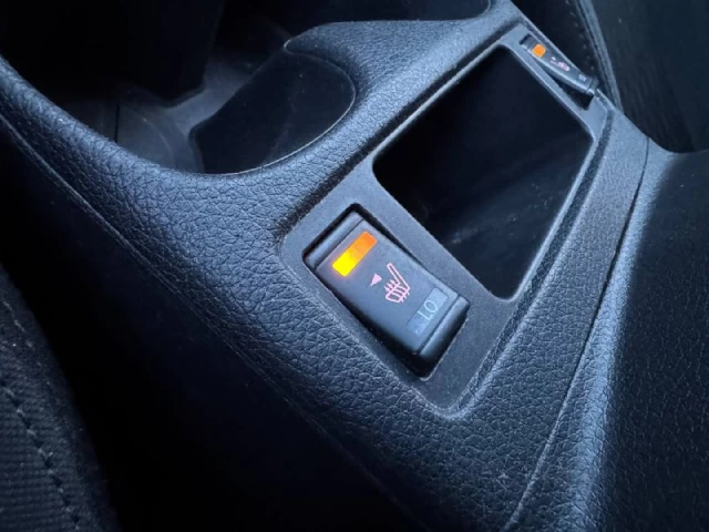 Nissan Rogue SV**Jamais Accidente**CAMERA DE RECULE**SIEGES CHAUFFNATS** 2017