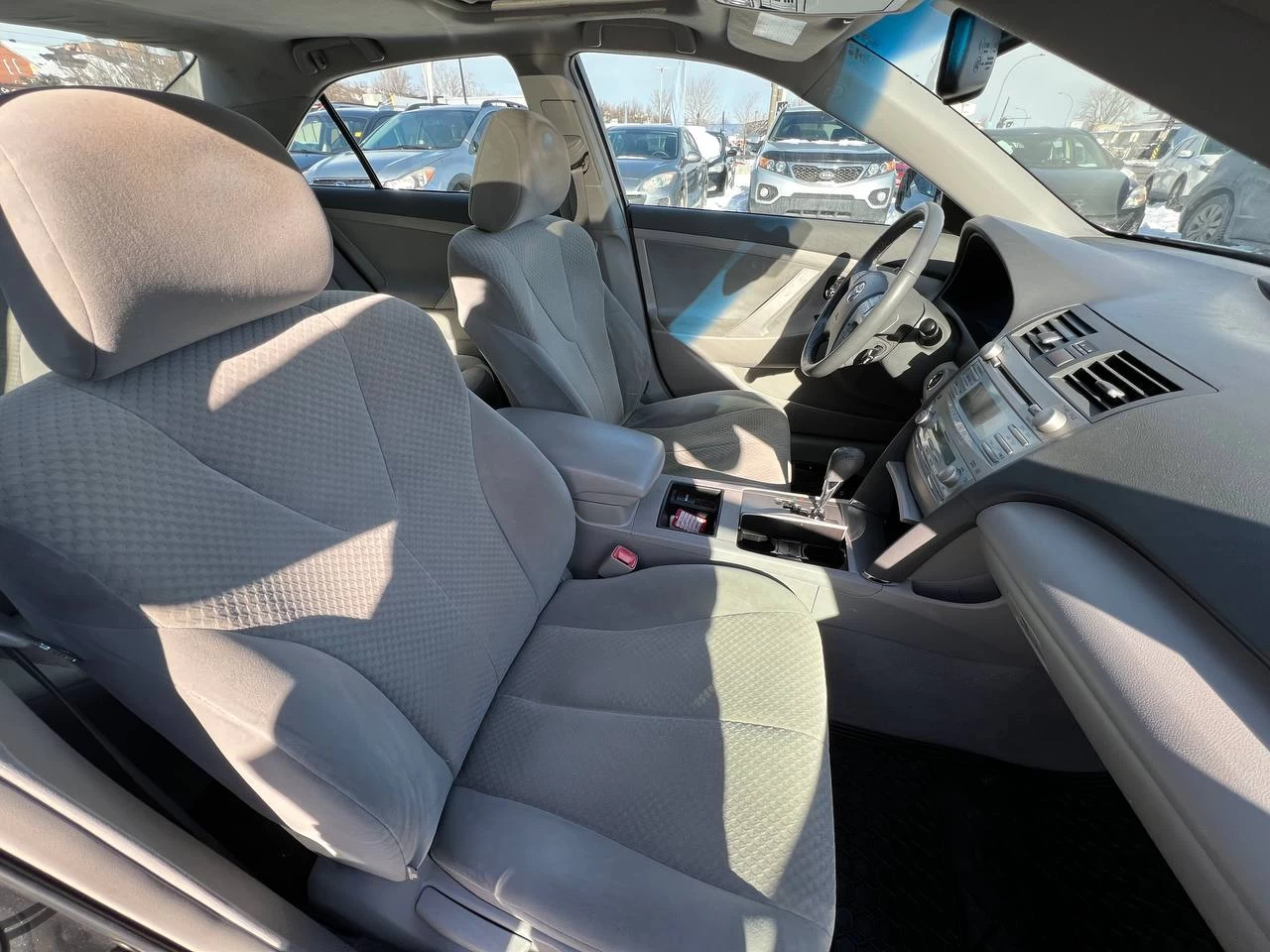 2009 Toyota Camry Hybrid**TOIT OUVRANT**MAGS**PUSH START** Image principale
