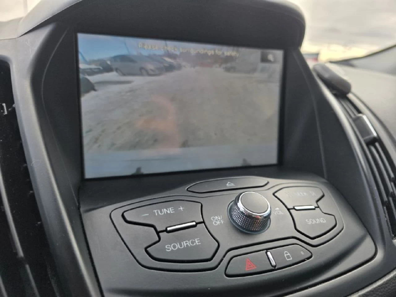 2014 Ford Escape JAMAIS ACCIDENTEE**AWD**NAVIGATION**CAMERA DE RECUL**SIEGES CHAUFFANTS**MAGS** Financement 1Ère, 2e et 3e chance !! 100% ApprouvÉ Main Image