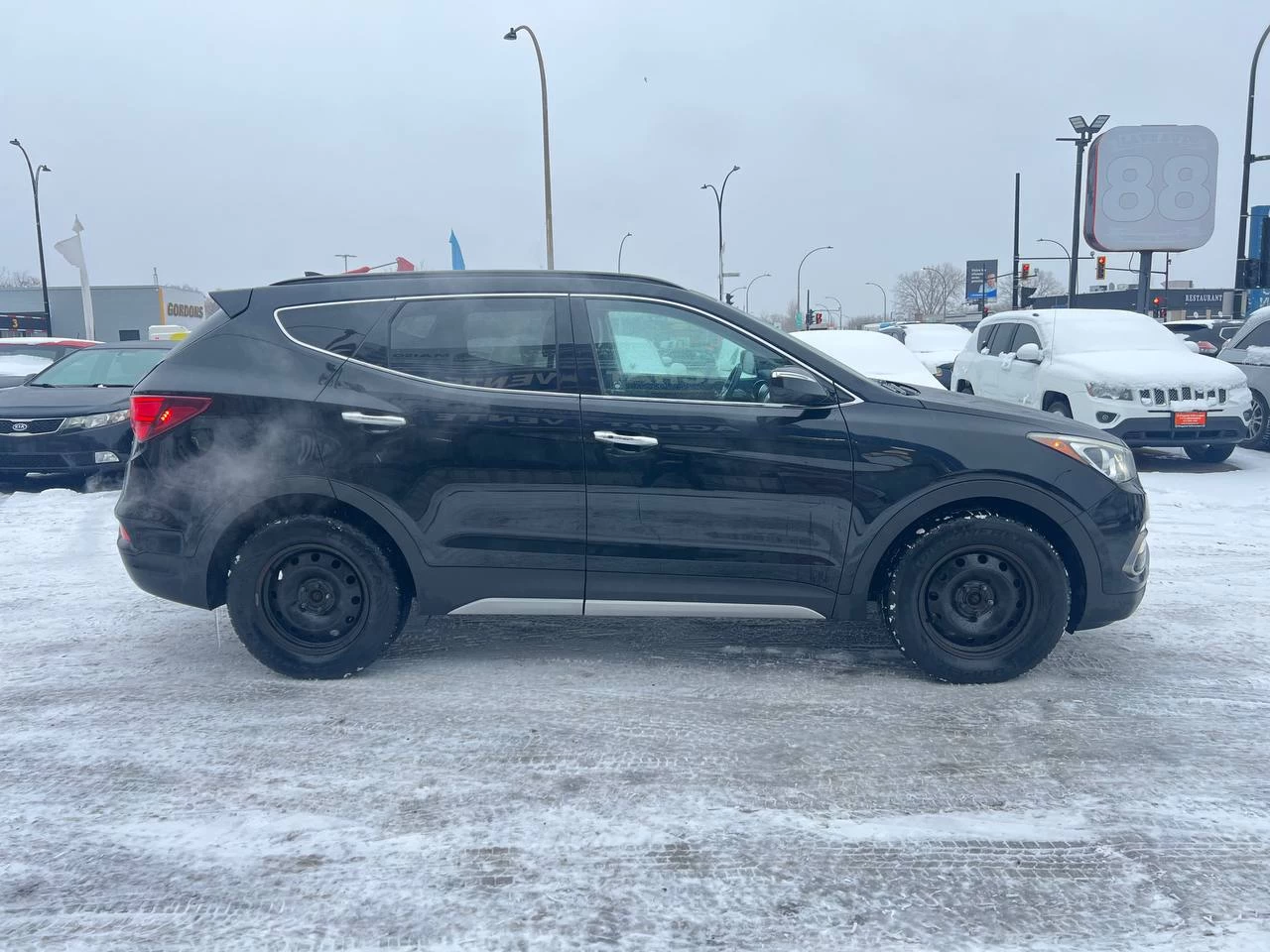 2017 Hyundai Santa Fe Sport Limited**Jamais Accidentee**AWD**TOIT OUVRANT PANORAMIQUE**SIEGE EN CUIR**CAMERA DE RECUL**SIEGES CHAUFFNATS AVANT ET ARRIERE**Siege Ventile**Volant Chauffant**Alerte d'angle Mort** Image principale