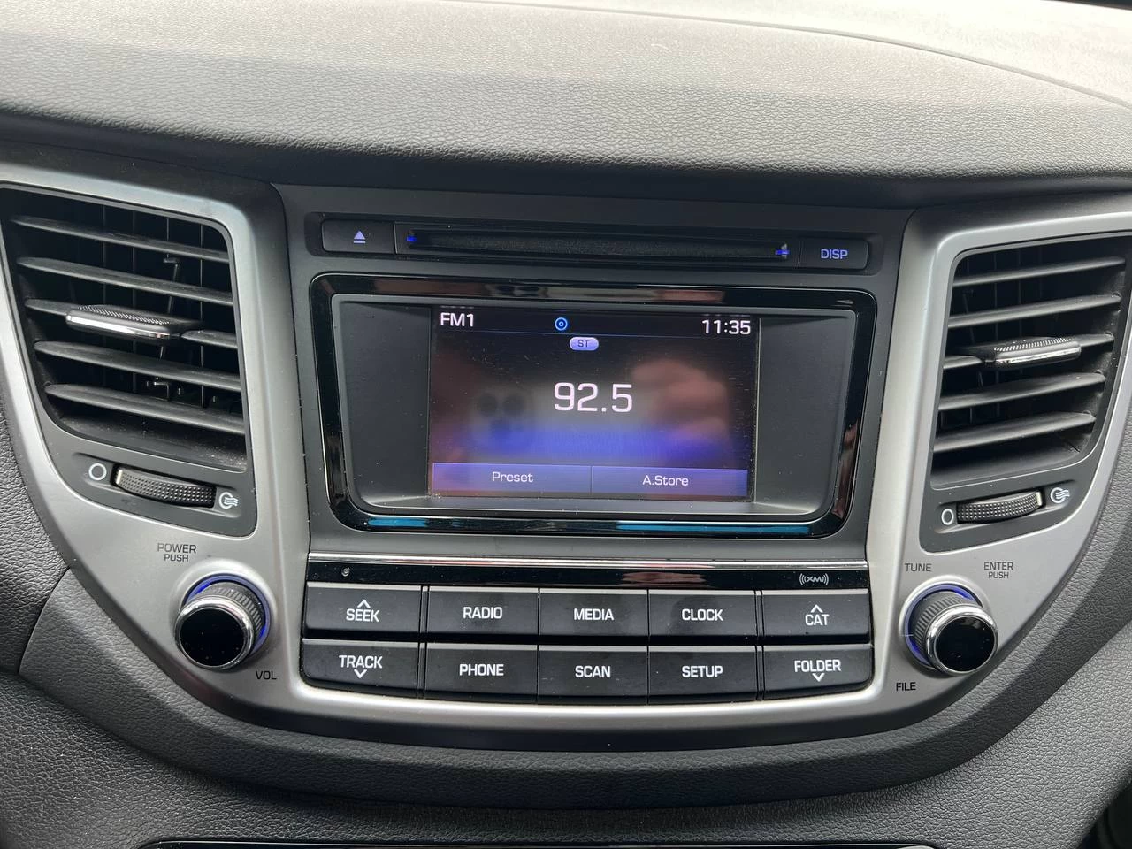 2016 Hyundai Tucson Premium**AWD**Jamais Accidentee**SAAQ Certifie**CAMERA DE RECUL**SIEGES CHAUFFANTS**MAGS**SIEGES CHAUFFANTS ARRIERE**Alerte d'angle Mort** Main Image