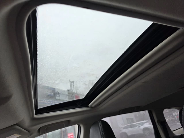 Mitsubishi Outlander **GT**JAMAIS ACCIDENTEE**7 PASSAGERS**CUIR**NAVI**CAMERA DE RECUL**SIEGES CHAIFFANTS**MAGS** 2015