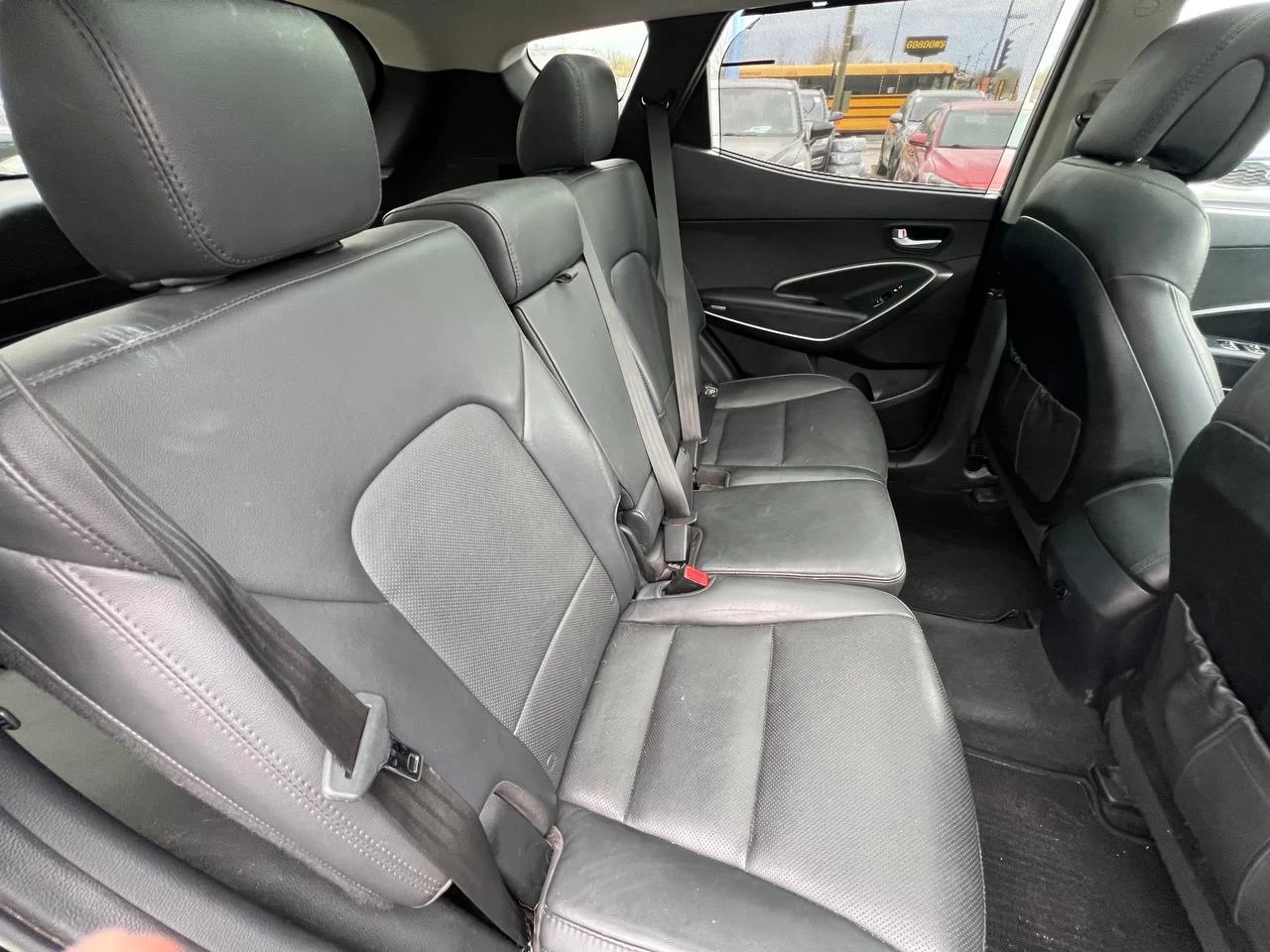 2017 Hyundai Santa Fe Sport SE**AWD**TOIT OUVRANT PANORAMIQUE**SIEGE EN CUIR**CAMERA DE RECUL**SIEGES CHAUFFNATS AVANT ET ARRIERE**Volant Chauffant**Alerte d'angle Mort**MAGS** Main Image