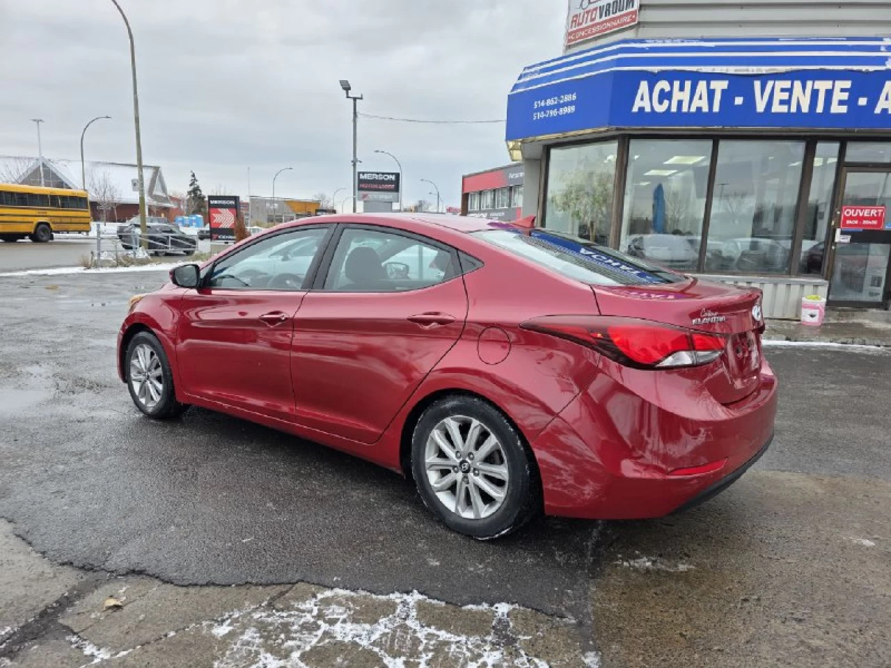 2015 Hyundai Elantra **Sport**GLS**TOIT OUVRANT**SIEGES CHAUFFANTS**MAGS** Main Image