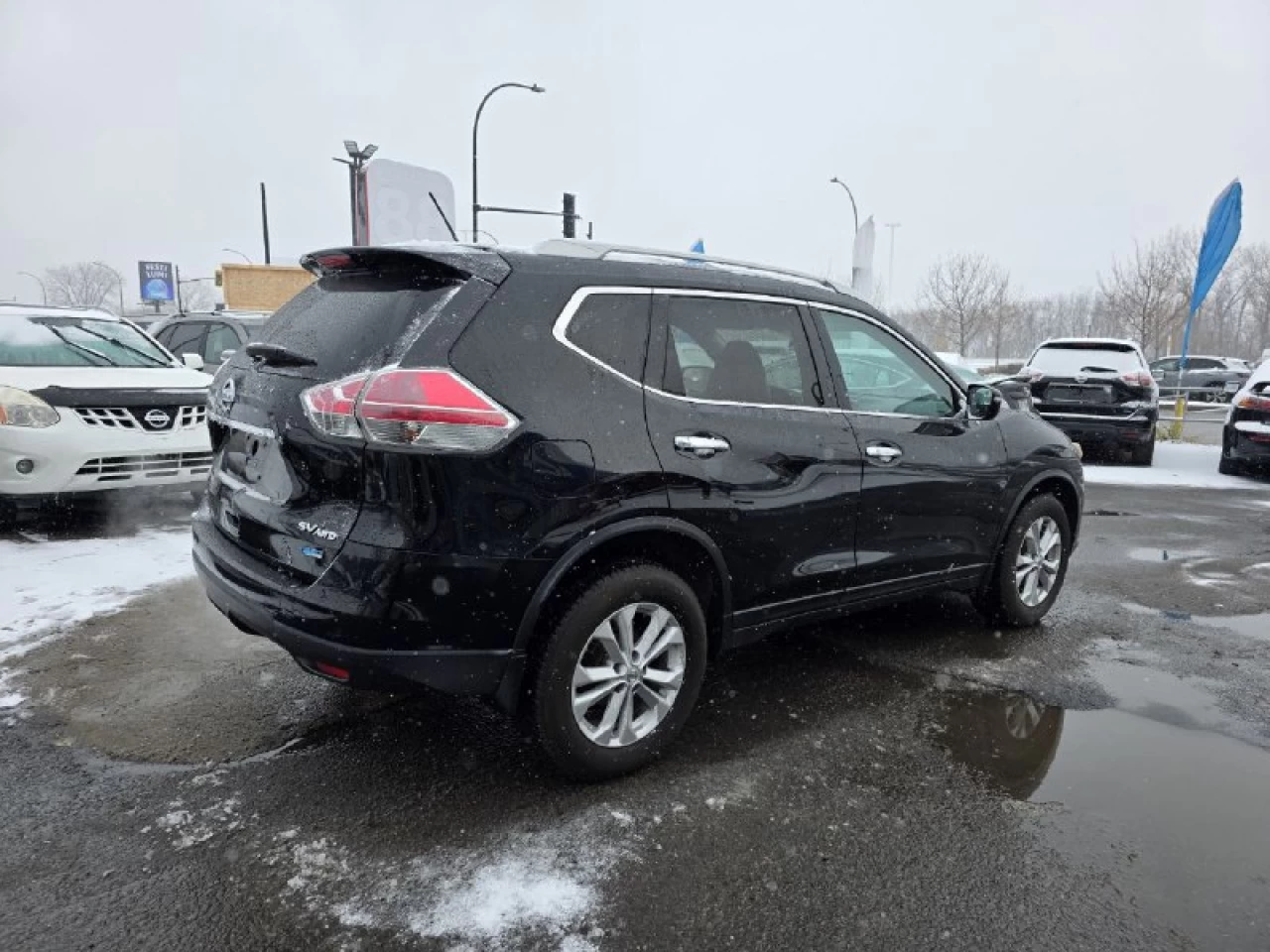 2014 Nissan Rogue SV**AWD**TOIT OUVRANT PANORAMIQUE**CAMERA DE RECULE**SIEGES CHAUFFNATS** Image principale
