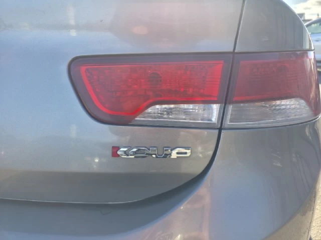 Kia Forte Koup **SX**JAMAIS ACCIDENTEE**CUIR**TOIT OUVRANT**SIEGES CHAUFFANTS**MAGS**EN SPECIAL** 2011