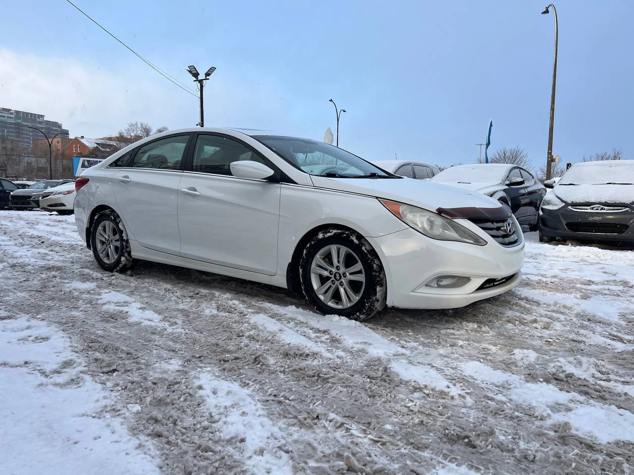 2011 Hyundai Sonata GLS**Jamais Accidentee**TOIT OUVRANT**SIEGES CHAUFFNATS**MAGS**SIEGES ELECTRIQUE**MODE ECO** Image principale