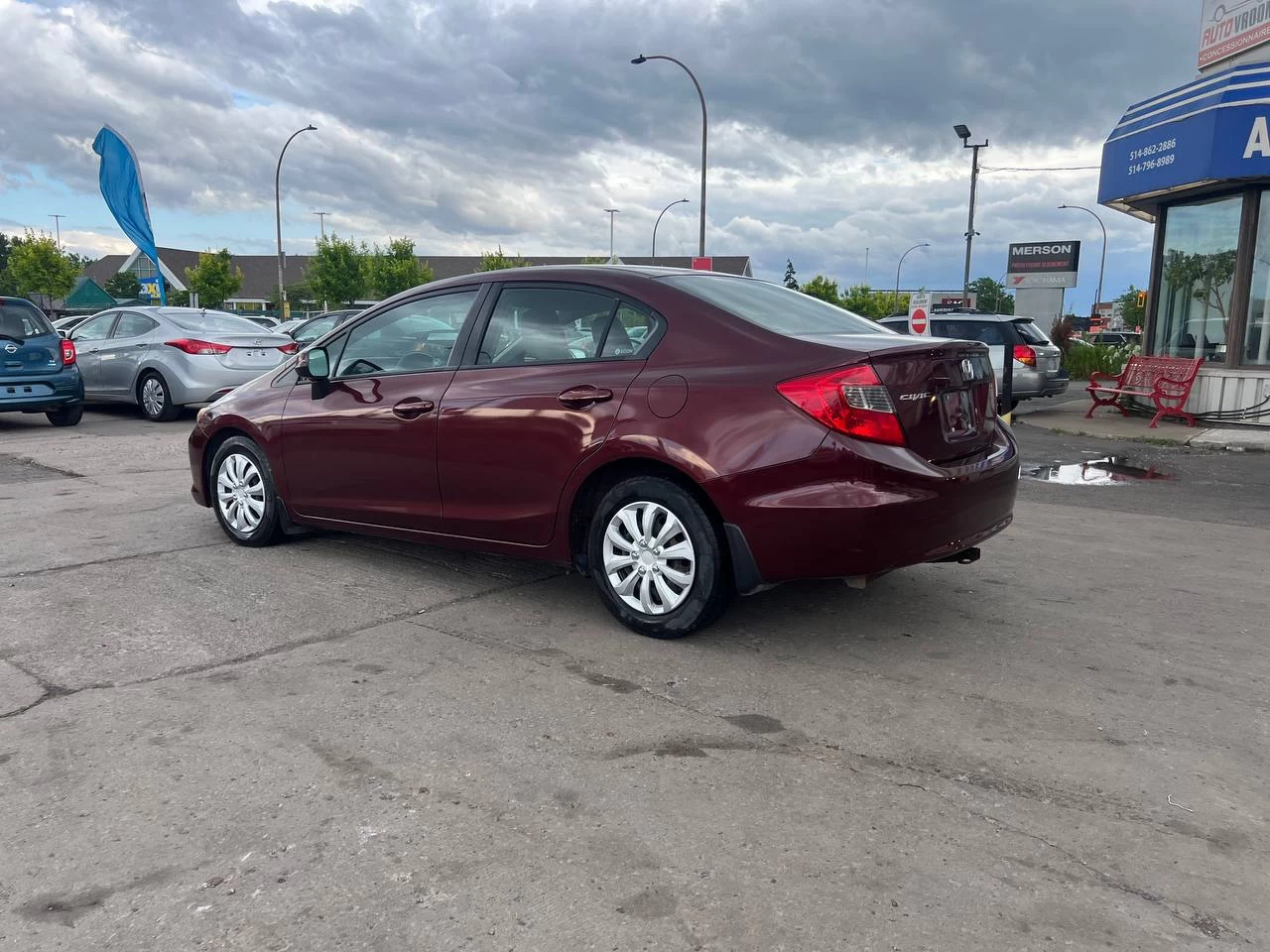2012 Honda Civic LX** Image principale