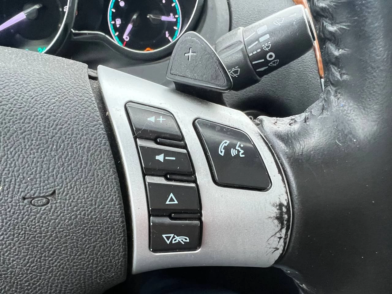 2010 Chevrolet Malibu LT Platinum Edition Main Image