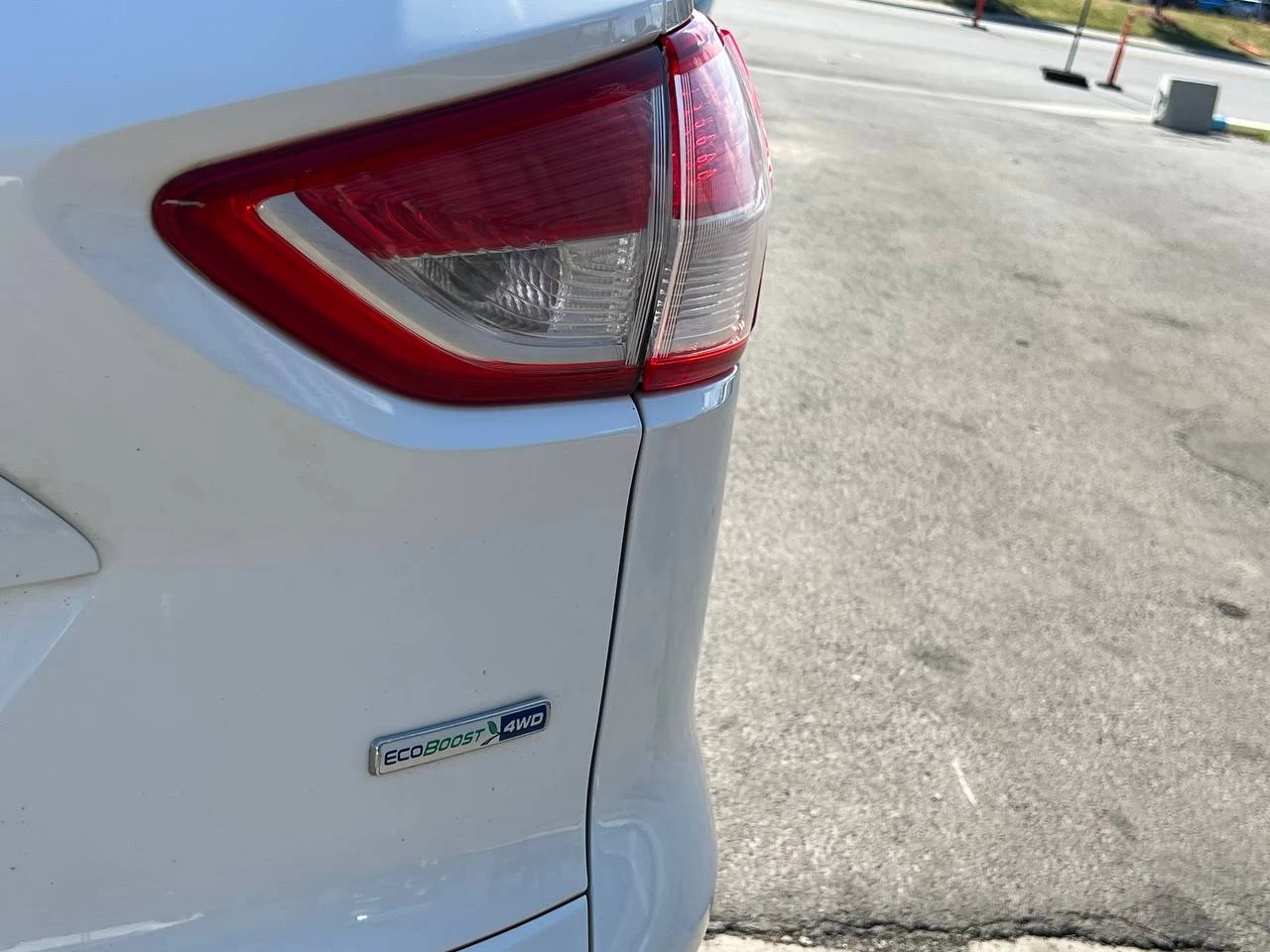2015 Ford Escape SE**AWD**SAAQ CERTIFIEE**Jamais accidente**CamÉra de Recul**Navigation**SIEGES CHAUFFANTS**MAGS**DÉmarreur À Distance** Image principale