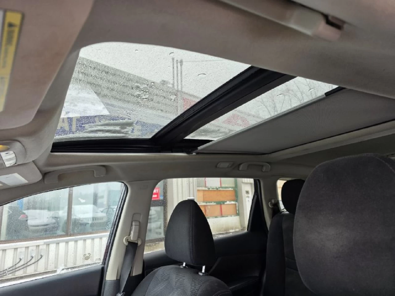 2014 Nissan Rogue SV**AWD**TOIT OUVRANT PANORAMIQUE**CAMERA DE RECULE**SIEGES CHAUFFNATS** Image principale