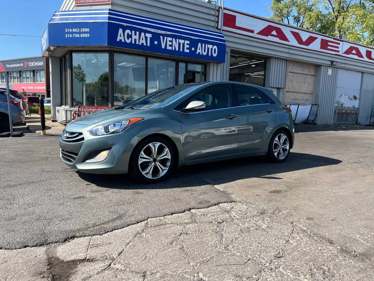 2013 Hyundai Elantra GT SE**SAAQ CERTIFIEE**TOIT OUVRANT PANORAMIQUE**Sieges en Cuir**SIEGES CHAUFFNATS**MAGS** Image principale