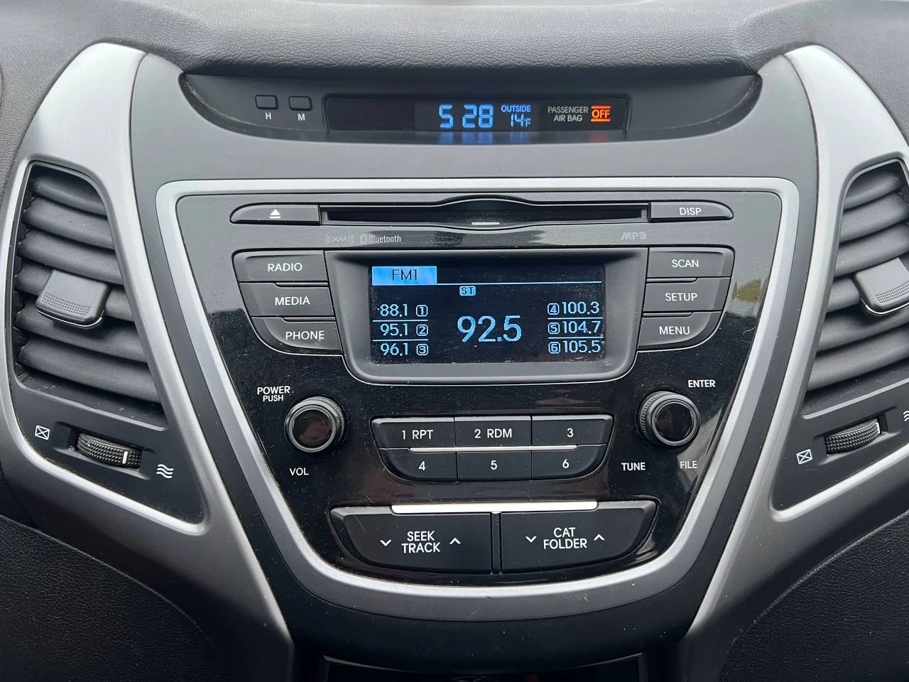 2015 Hyundai Elantra GL**SIEGES CHAUFFANTS** Image principale