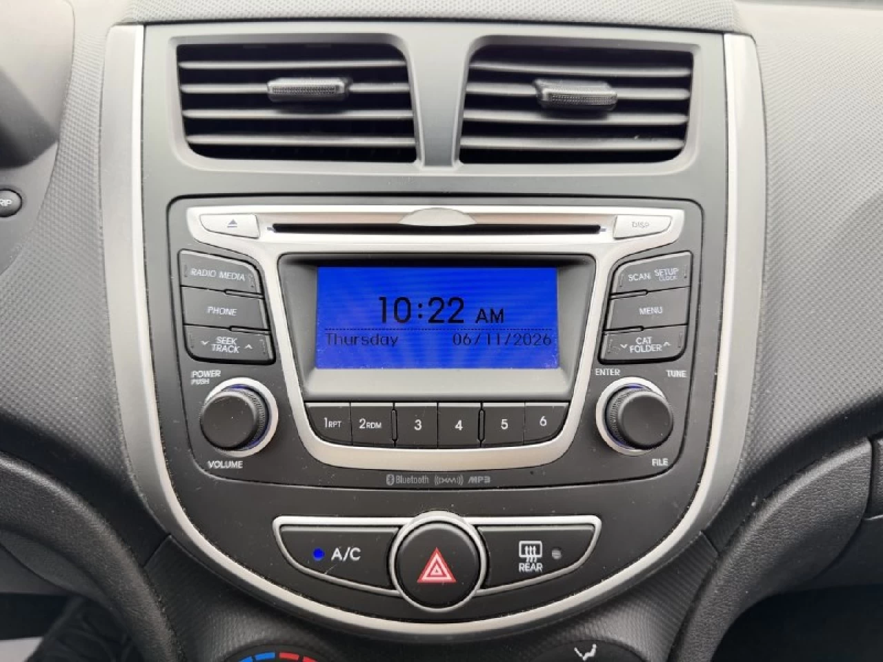 2014 Hyundai Accent GL**TRES BAS KILOMETRAGE**SIEGES CHAUFFNATS**PRIX EN SPECIAL** Image principale