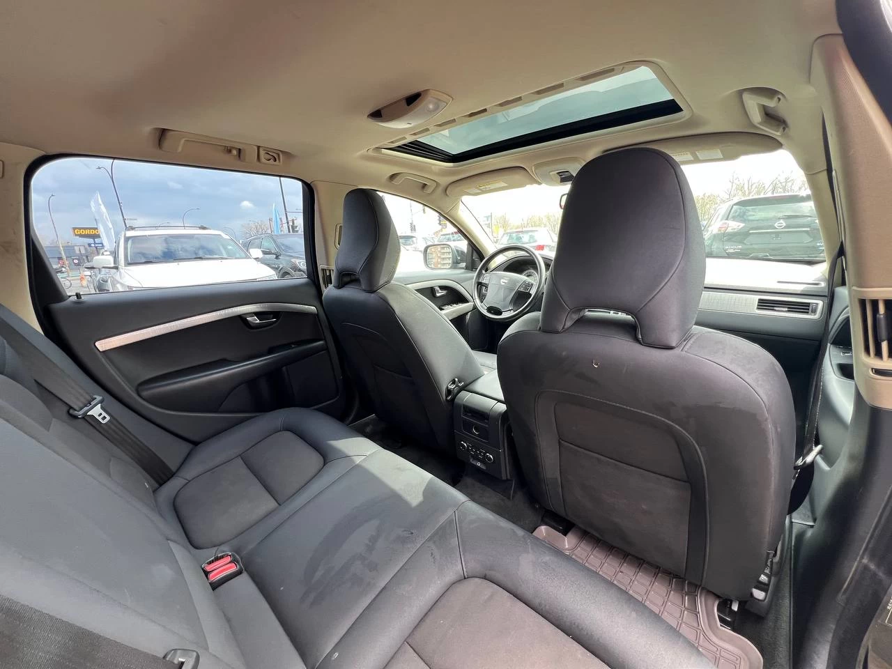 2009 Volvo XC70 3.2L**AWD**TOIT OUVRANT**SIEGES CHAUFFNATS**CUIR**PUSH TO STRAT** Image principale