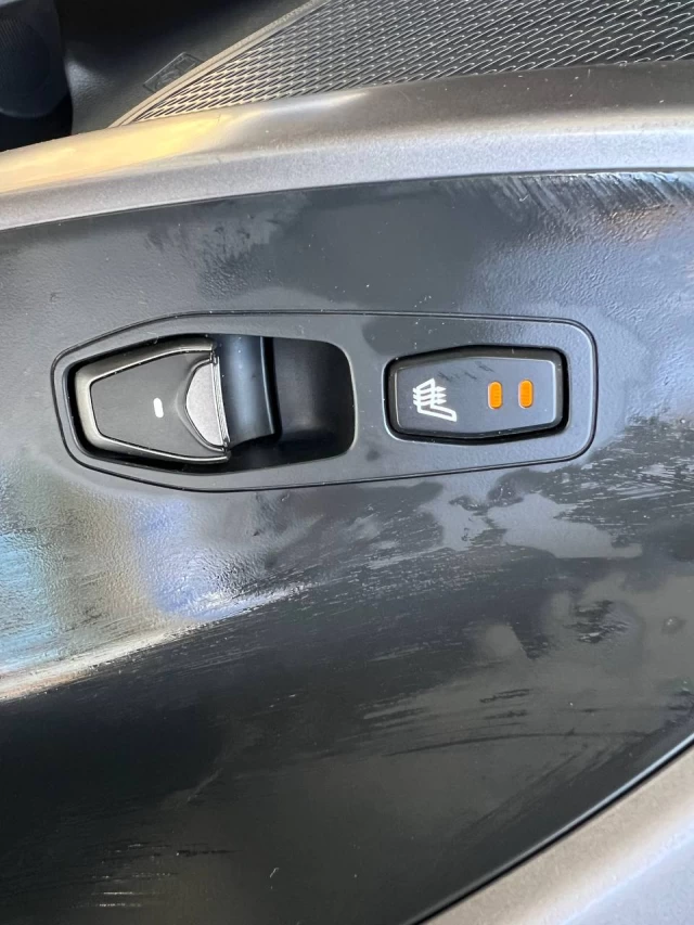 Hyundai Santa Fe Sport Premium**AWD**Jamais Accidente**SIEGES CHAUFFNATS AVANT ET ARRIERE**VOLANT CHAUFFNATS**MAGS** 2015