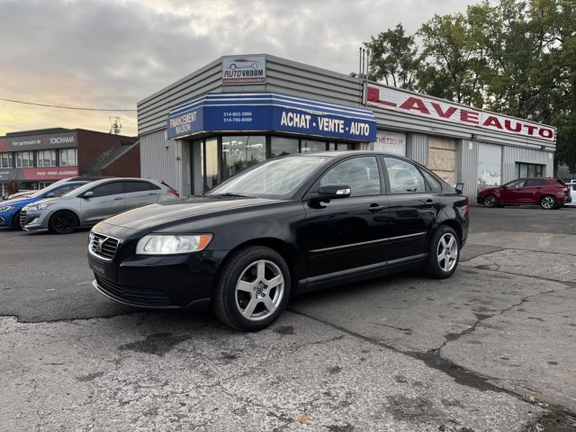 Volvo S40 S40**CUIR**SIEGES CHAUFFNTAS**ANGLE MORT** 2008