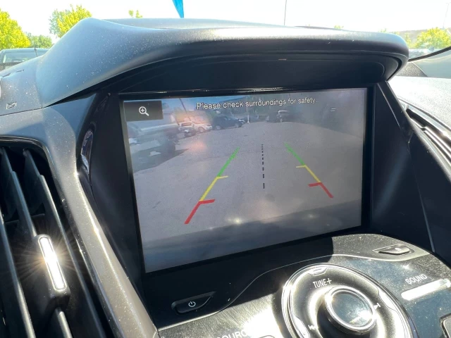 Ford Escape Titanium**AWD** Jamais accidente**Toit Ouvrant**Caméra de Recul**SIEGES EN CUIR**Navigation**SIEGES CHAUFFANTS**démarrage à distance**MAGS** 2015