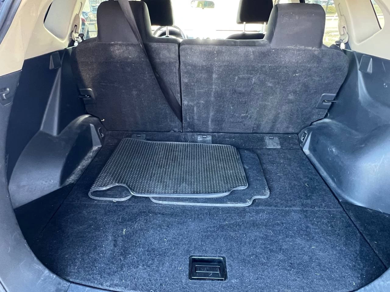 2013 Nissan Rogue S** Image principale