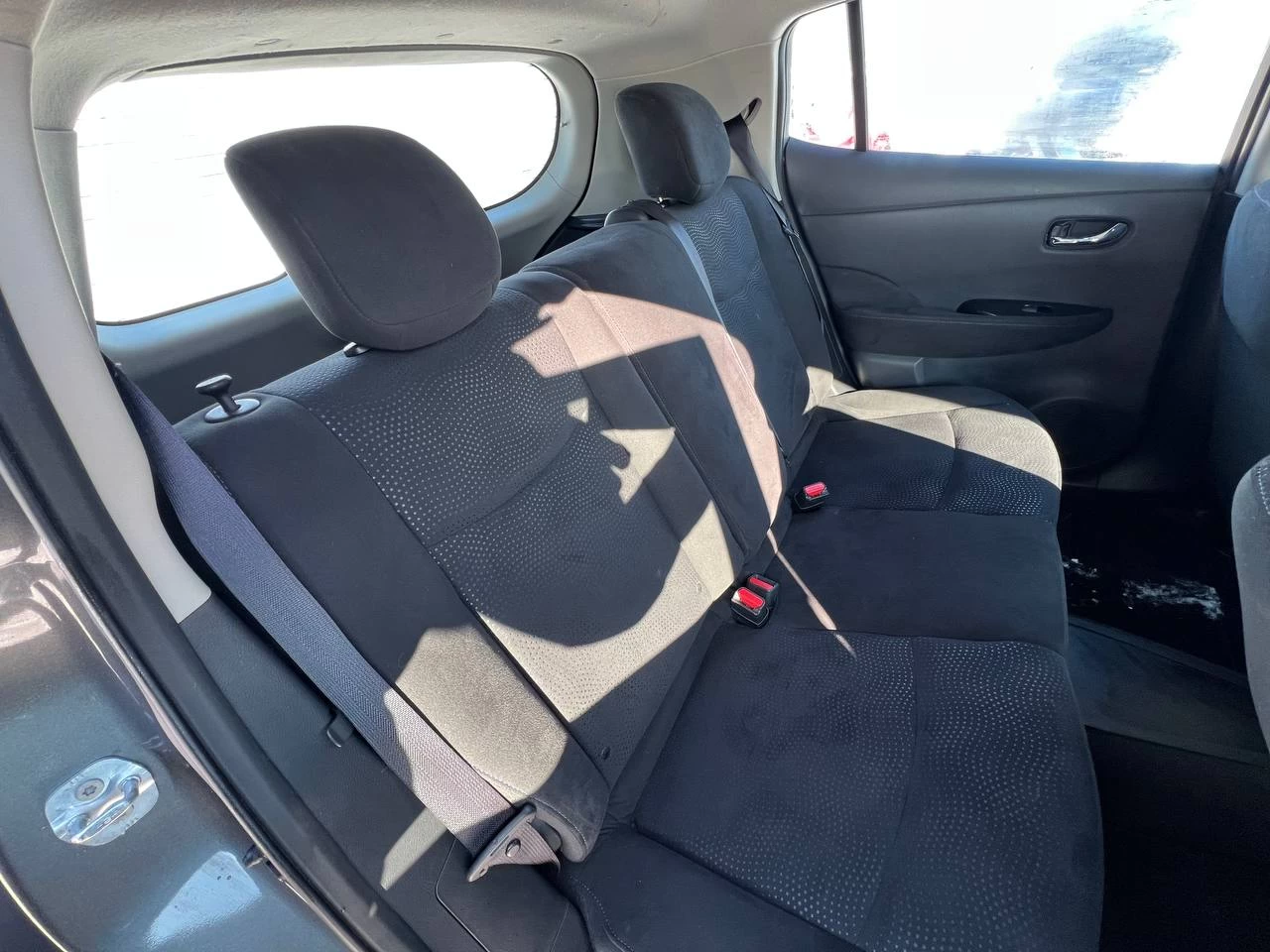 2014 Nissan LEAF SV**JAMAIS ACCIDENTEE**CAMERA DE RECUL**Navi**SIEGES CHAUFFANTS Avant et ArriÈre**Volant Chauffant**Mags**Un Proprietaire** Image principale