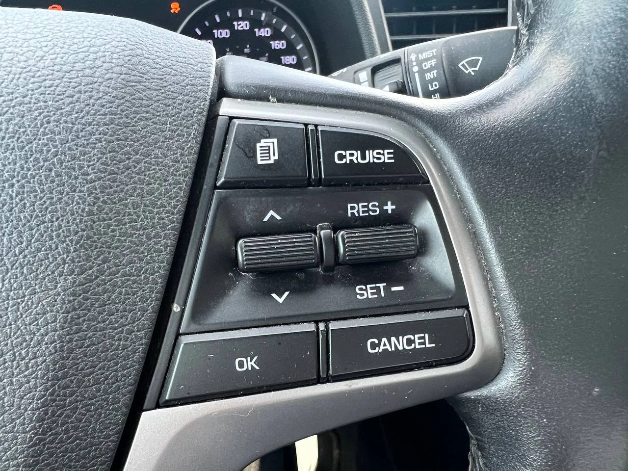 2017 Hyundai Elantra GL**SAAQ CERTIFIEE**CAR PLAY**SIEGES CHAUFFANTS**VOLANT CHAUFFANTS**CAMERA DE RECULE**MAGS**ANGLE MORT** Image principale