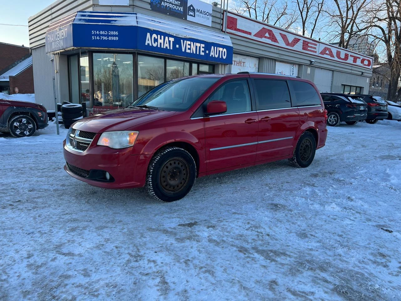 2014 Dodge Grand Caravan Crew**7 PASSAGERS**NAVI**CamÉra de Recul**SIEGES CHAUFFANTS**Volant Chauffant** Main Image