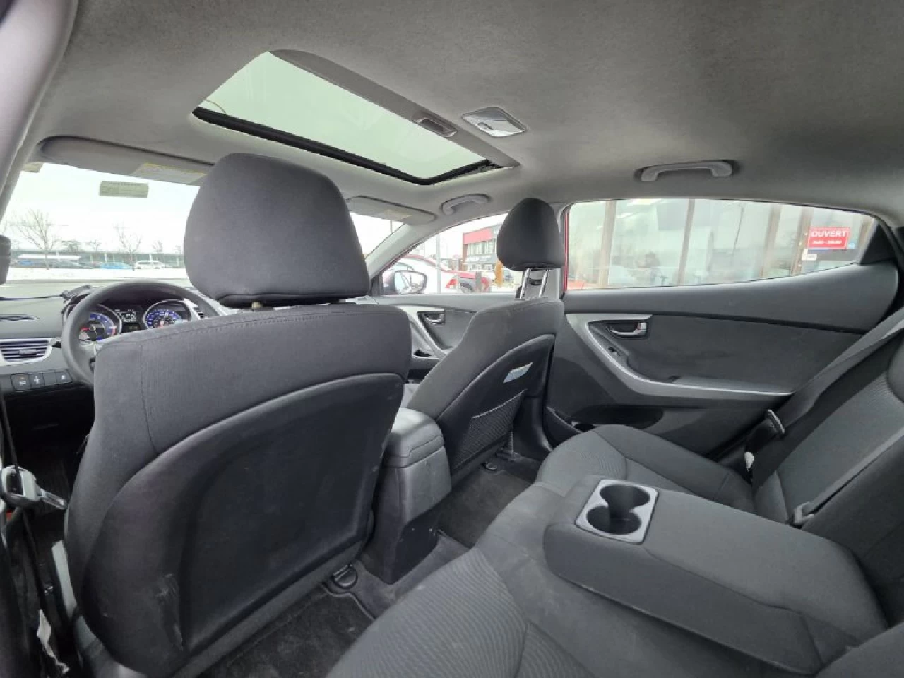 2015 Hyundai Elantra **Sport**GLS**TOIT OUVRANT**SIEGES CHAUFFANTS**MAGS** Main Image