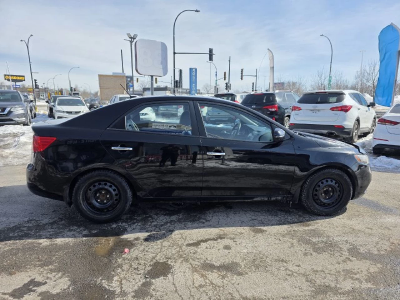 2011 Kia Forte **SX**JAMAIS ACCIDENTEE**CUIR**TOIT OUVRANT**SIEGES CHAUFFANTS**EN SPECIAL Image principale