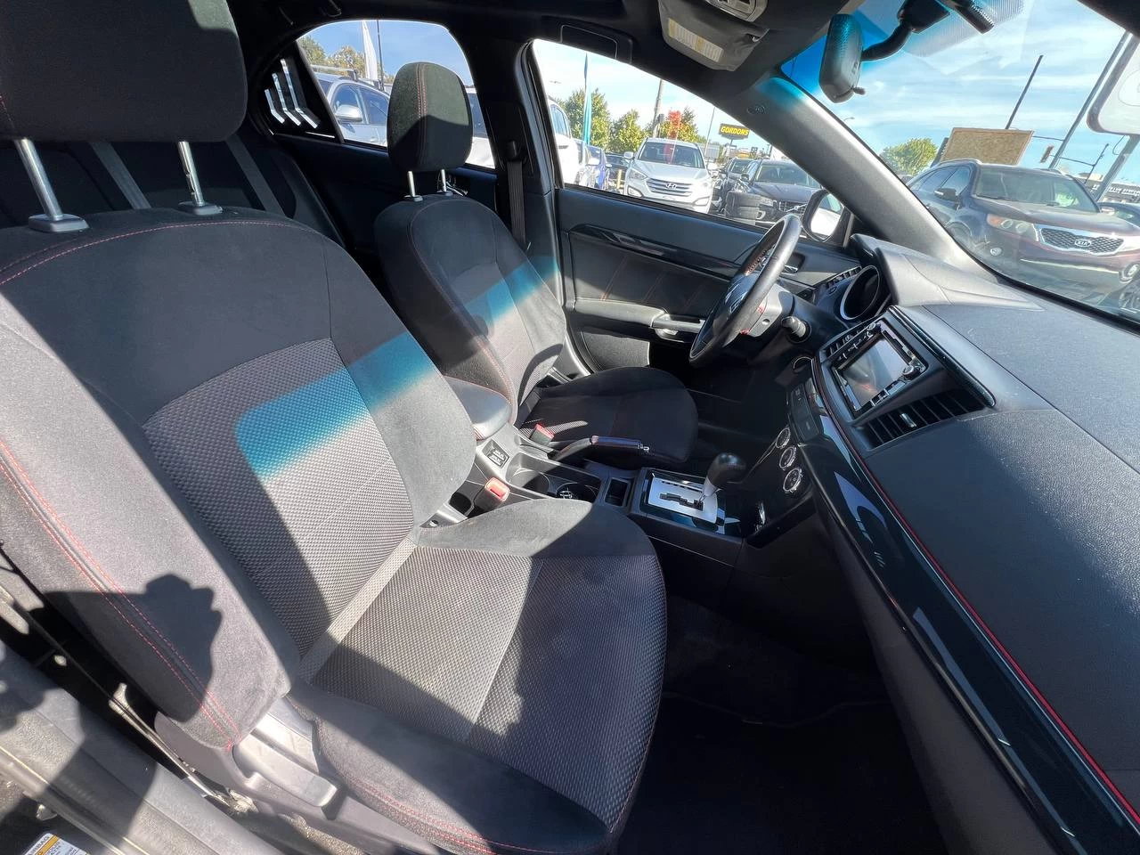 2017 Mitsubishi Lancer SE Anniversary Edition**TOIT OUVRANT**CAMERA DE RECULE**SIEGES CHAUFFANTS**MAGS** Image principale