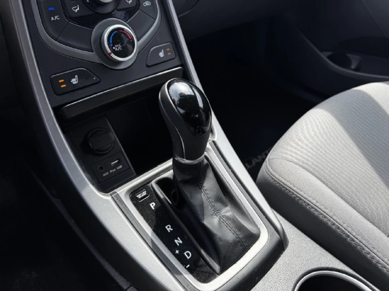 2014 Hyundai Elantra GL**SIEGES CHAUFFANTS**DÉmarreur À Distance** Image principale