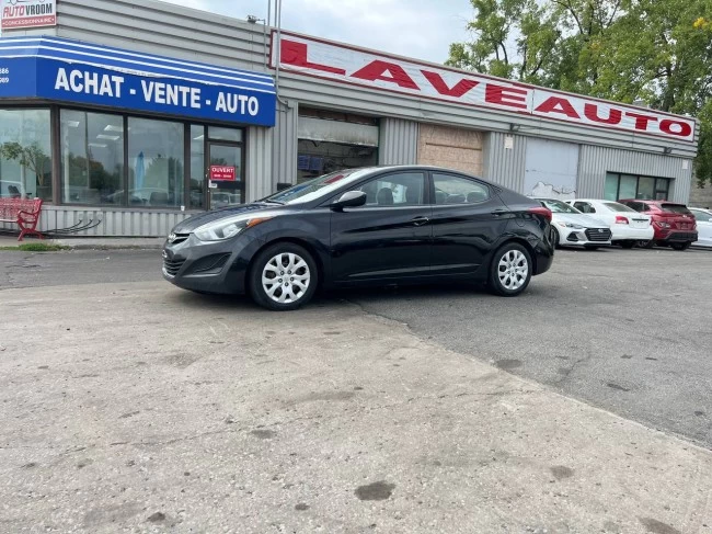 Hyundai Elantra - 2015