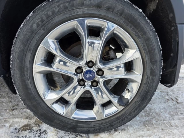 Ford Escape JAMAIS ACCIDENTEE**AWD**NAVIGATION**CAMERA DE RECUL**SIEGES CHAUFFANTS**MAGS** Financement 1ère, 2e et 3e chance !! 100% Approuvé 2014