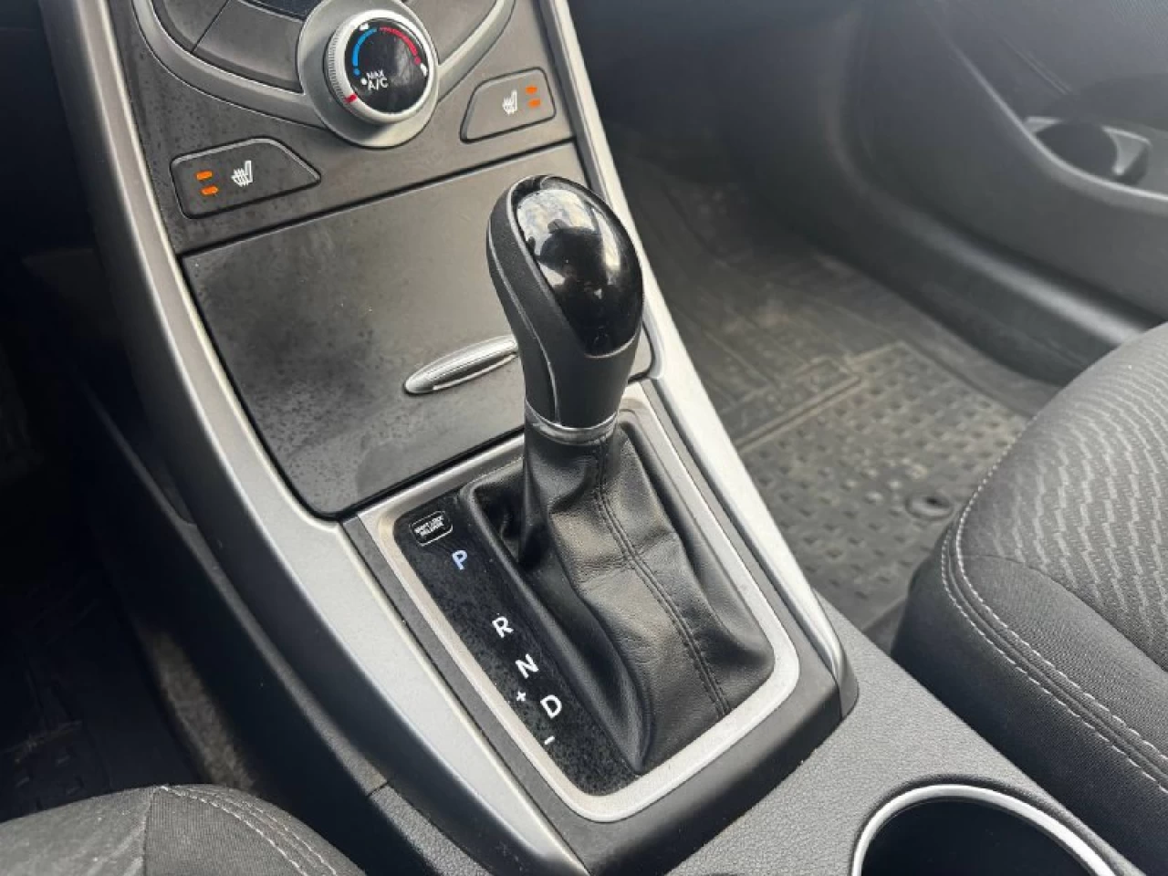 2015 Hyundai Elantra GL**SIEGES CAUFFANTS** Image principale