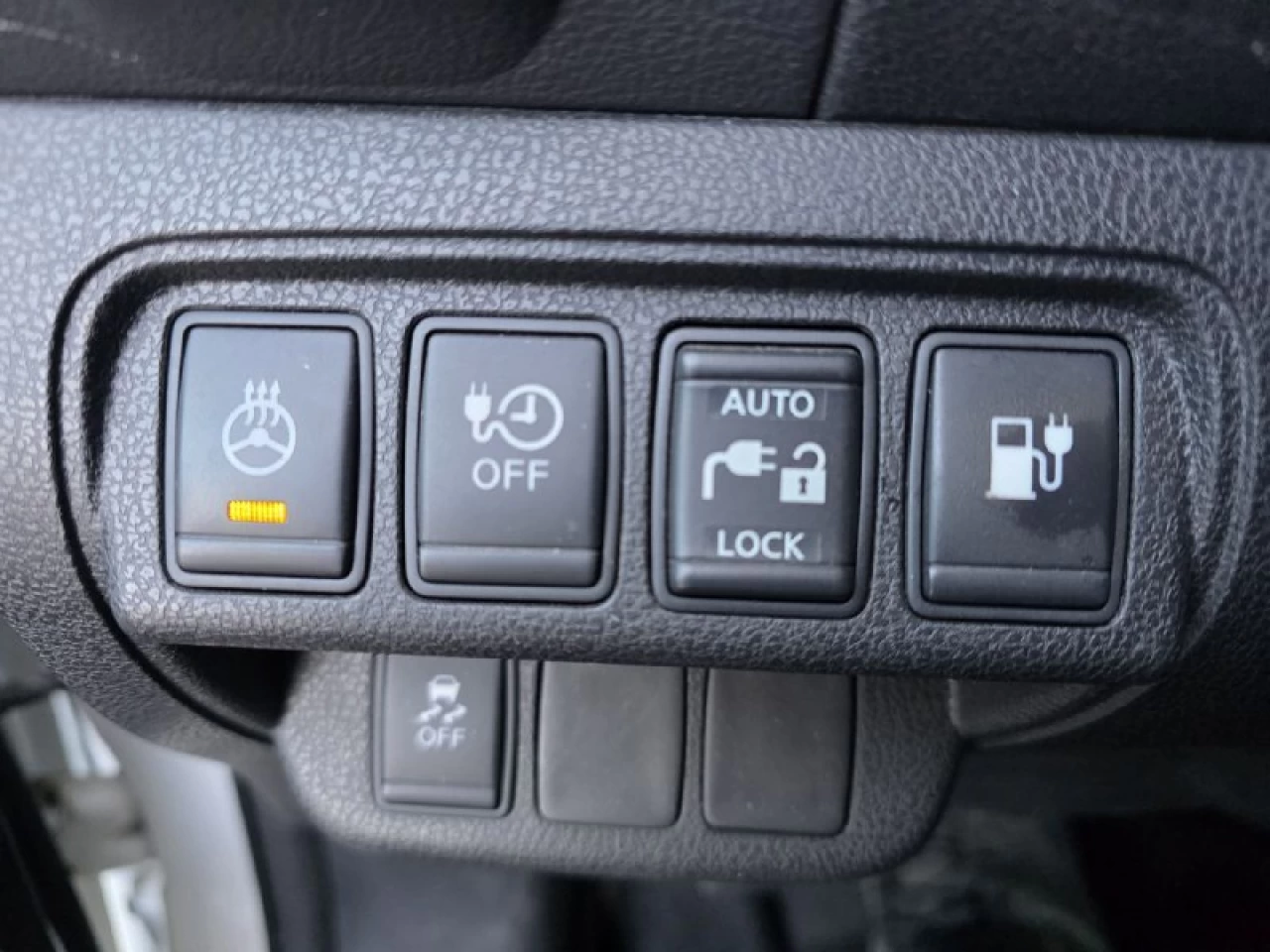 2015 Nissan LEAF SV**JAMAIS ACCIDENTEE**CAMERA DE RECUL**SIEGES CHAUFFANTS** Image principale