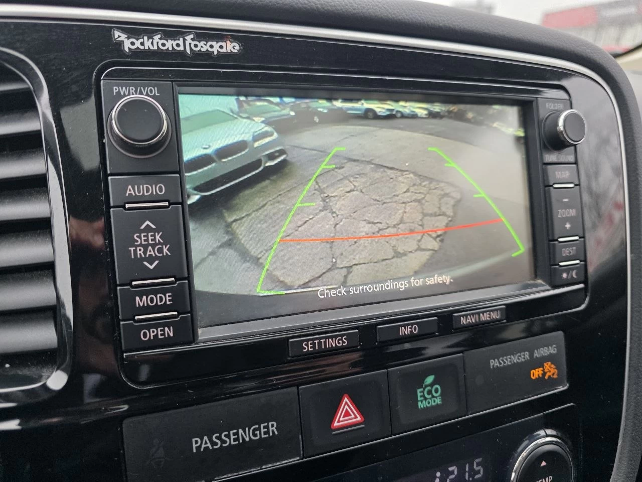 2015 Mitsubishi Outlander **GT**JAMAIS ACCIDENTEE**7 PASSAGERS**CUIR**NAVI**CAMERA DE RECUL**SIEGES CHAIFFANTS**MAGS** Image principale