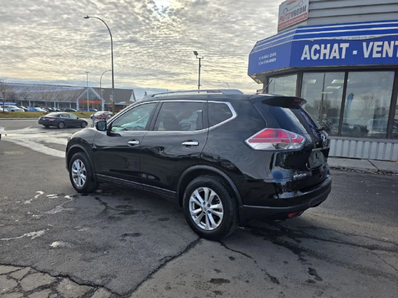 2014 Nissan Rogue **SV**JAMAIS ACCIDENTEE**SAAQ CERTIFIEE**TOIT PANORAMIQUE**CAMERA DE RECUL**SIEGES CHAUFFANTS**MAGS** Main Image