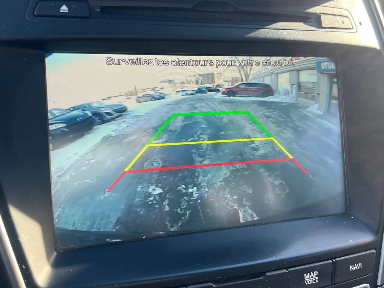 2017 Hyundai Santa Fe Sport Limited**AWD**TOIT OUVRANT PANORAMIQUE**SIEGE EN CUIR**CAMERA DE RECUL**SIEGES CHAUFFNATS AVANT ET ARRIERE**Siege Ventile**Volant Chauffant**Alerte d'angle Mort**MAGS** Image principale