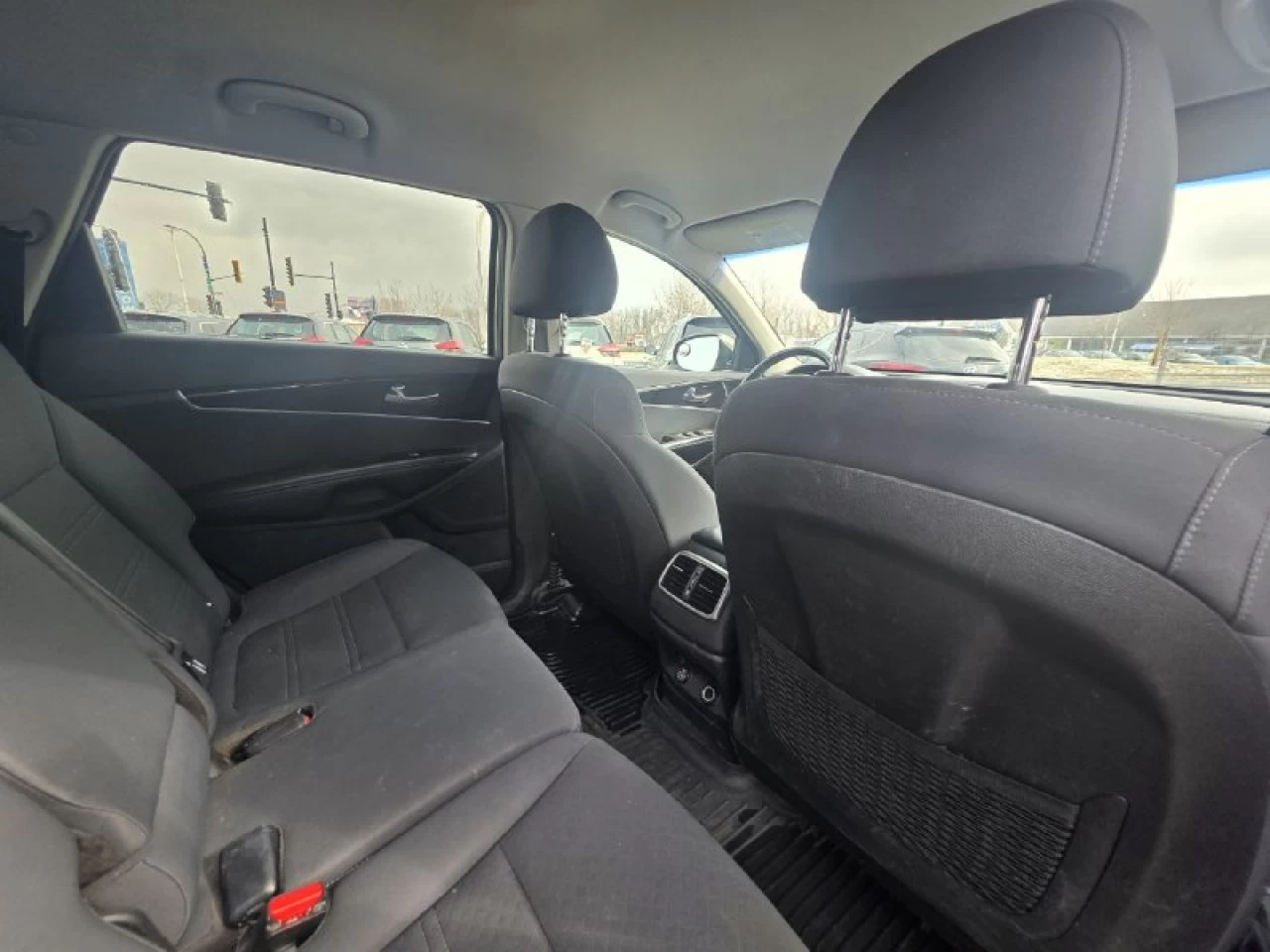 2019 Kia Sorento **LX**7 PASSAGERS**AWD**CAMERA DE RECUL**SIEGES CHAUFFANTS**MAGS**EN SPECIAL** Image principale