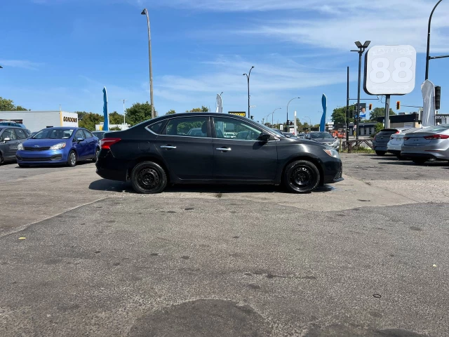 Nissan Sentra S** 2017