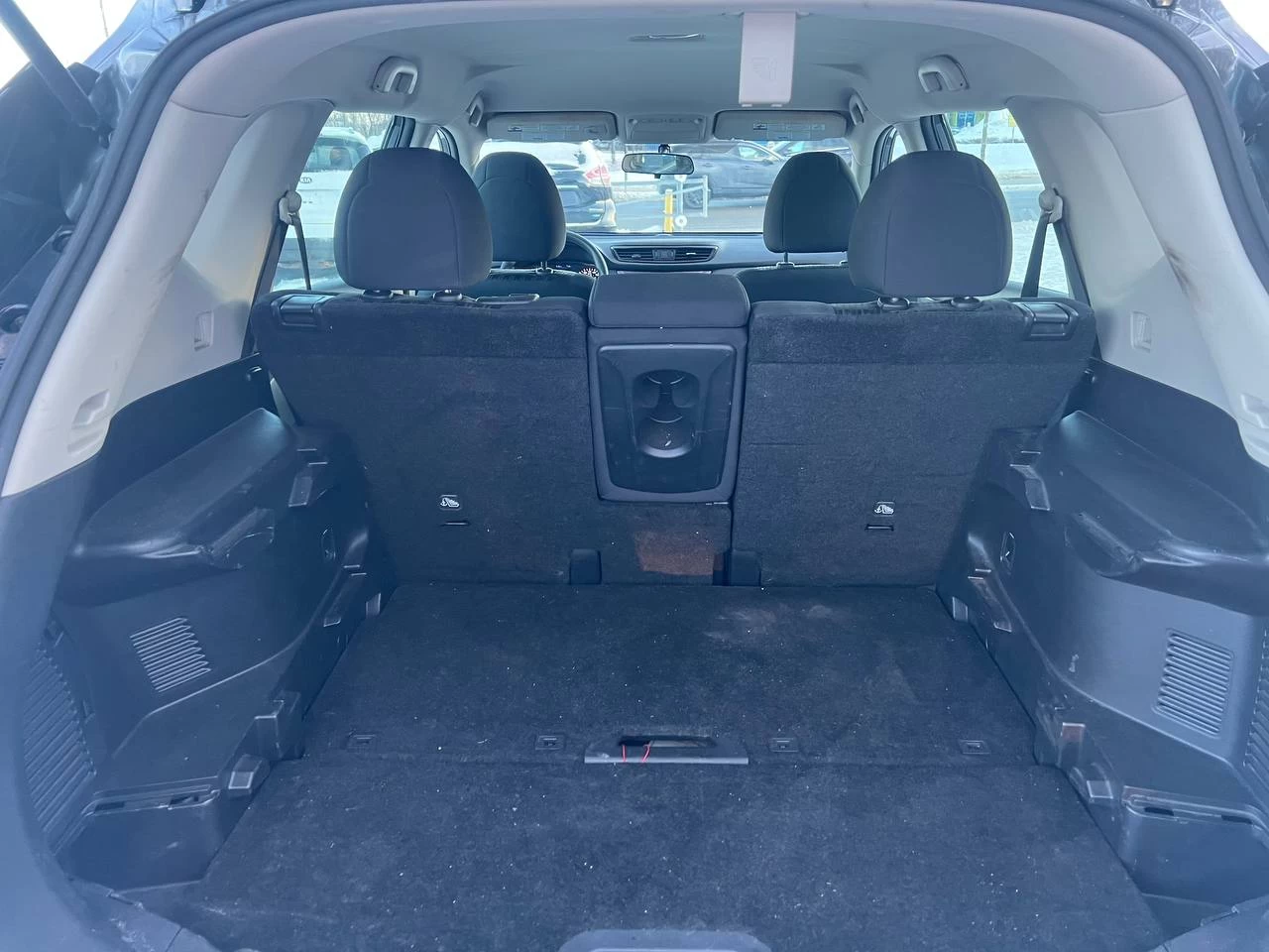 2018 Nissan Rogue S**CAMERA DE RECUL**SIEGES CHAUFFANTS**Alerte d’angle mort** Image principale