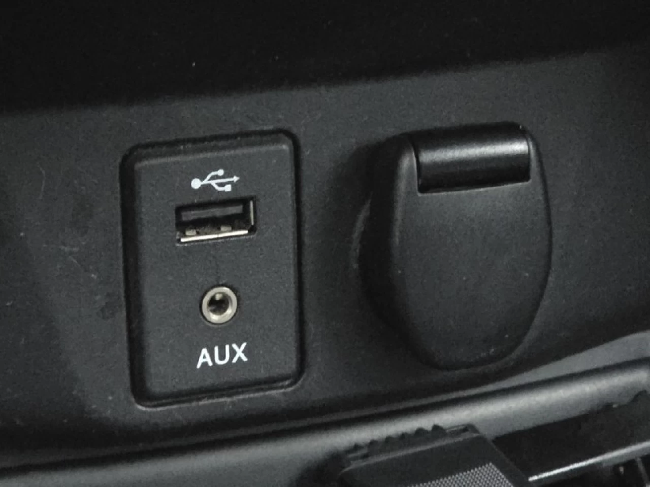 2015 Nissan Rogue **SV**TOIT PANORAMIQUE**CAMERA DE RECUL**SIEGES CHAUFFANTS**MAGS** Image principale