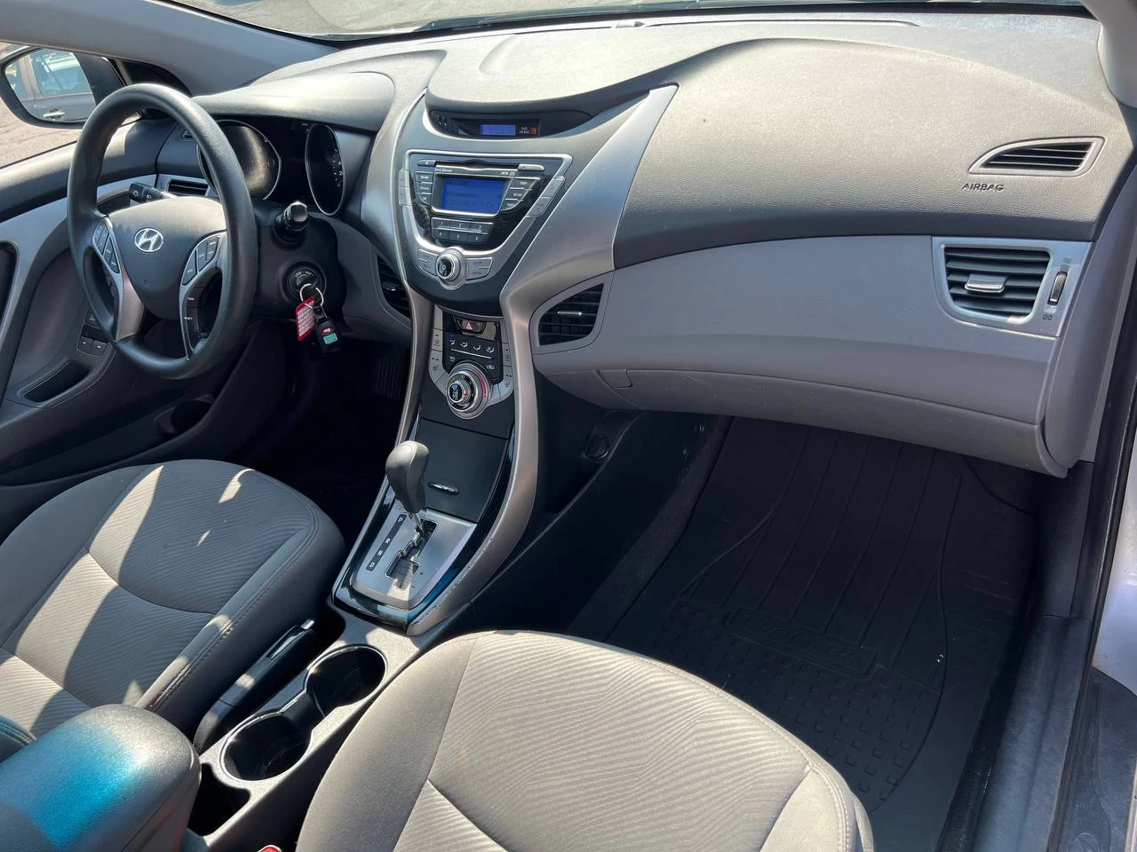 2013 Hyundai Elantra GL**Jamais accidente**SIEGES CHAUFFANTS** Image principale