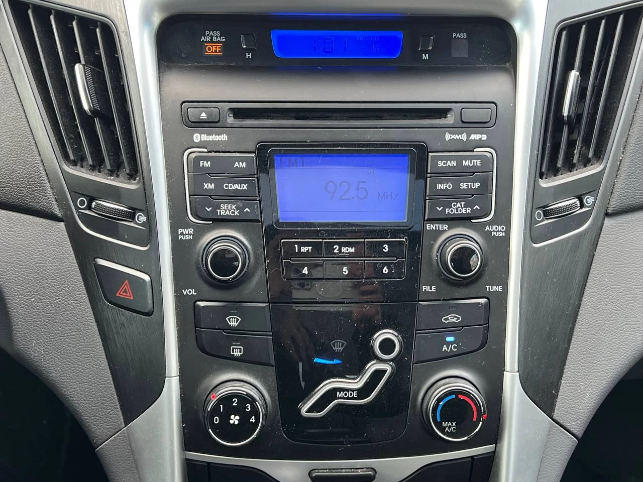 2011 Hyundai Sonata GLS**Jamais Accidentee**TOIT OUVRANT**SIEGES CHAUFFNATS**MAGS**SIEGES ELECTRIQUE**MODE ECO** Image principale