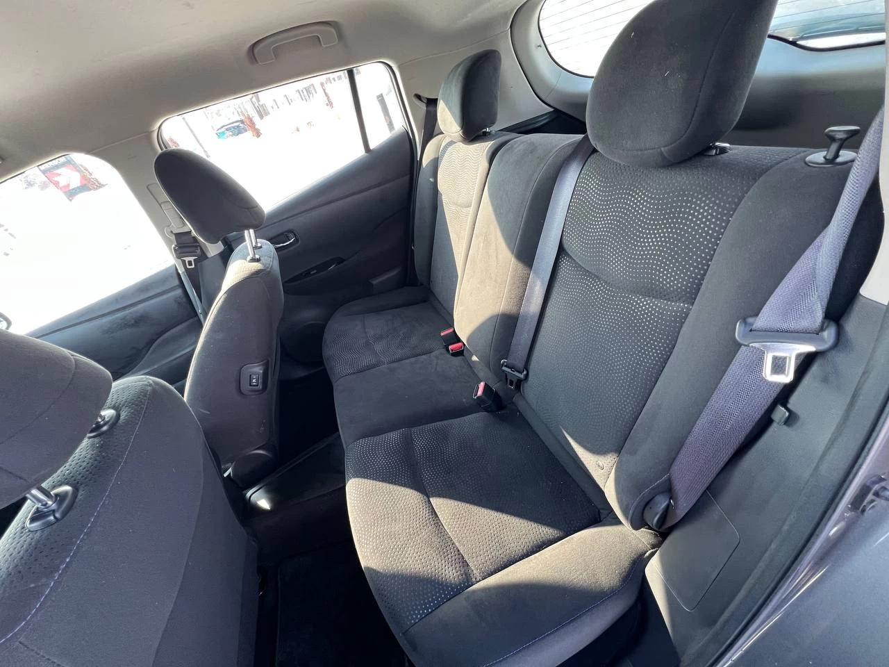 2014 Nissan LEAF SV**JAMAIS ACCIDENTEE**CAMERA DE RECUL**Navi**SIEGES CHAUFFANTS Avant et ArriÈre**Volant Chauffant**Mags**Un Proprietaire** Image principale