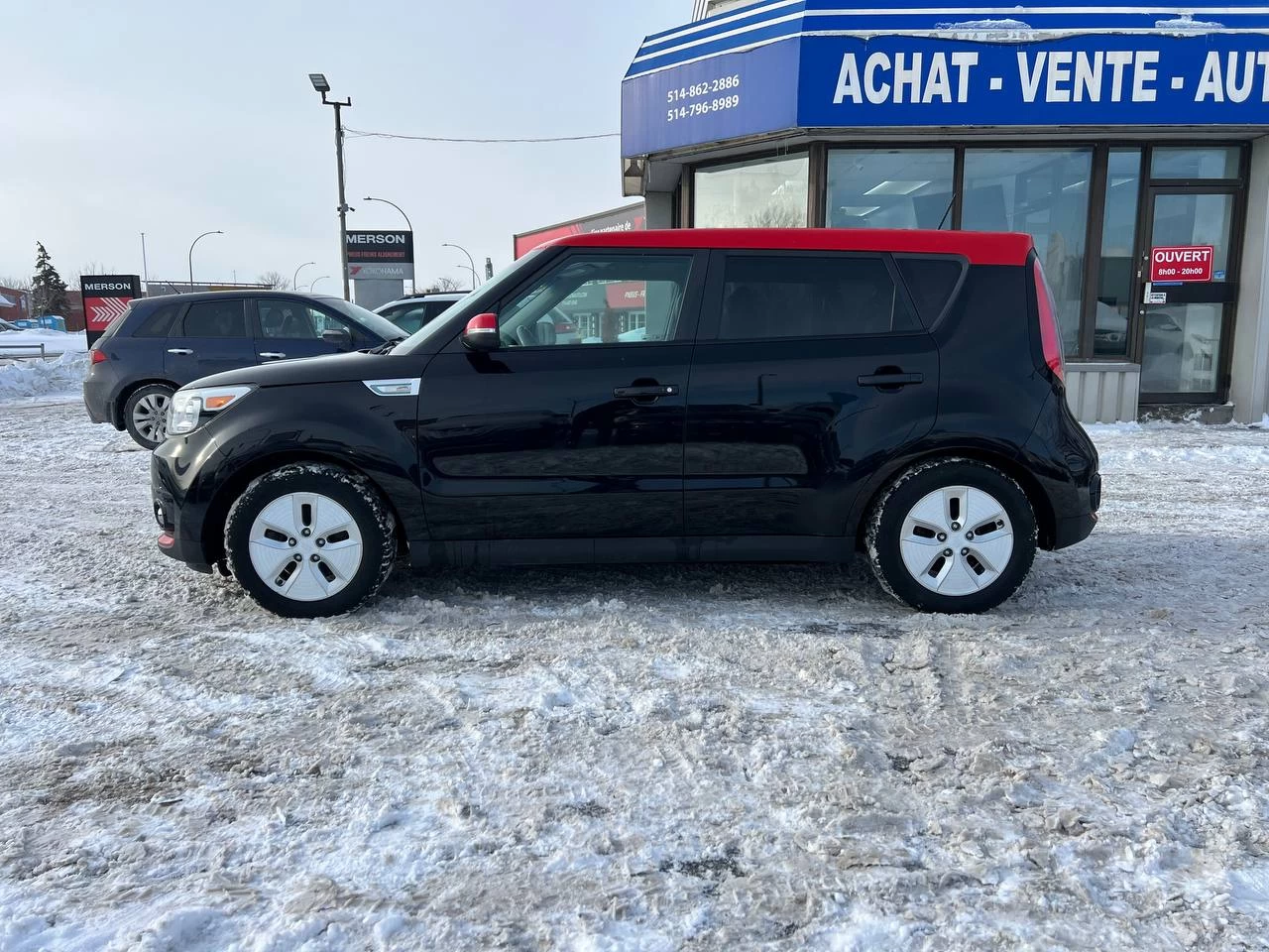 2016 Kia Soul EV Luxury**Jamais Accidentee**NAVIGATION**CUIR**SIEGES CHAUFFANTS AVANT ET ARRIERE**SIEGES FROIDS**VOLANT CHAUFFANT**MAGS** Main Image