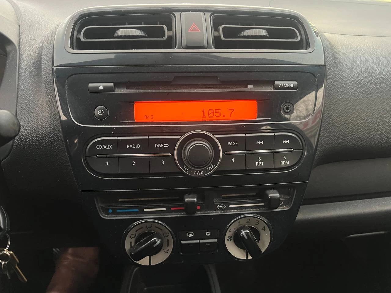 2015 Mitsubishi Mirage ES** Main Image